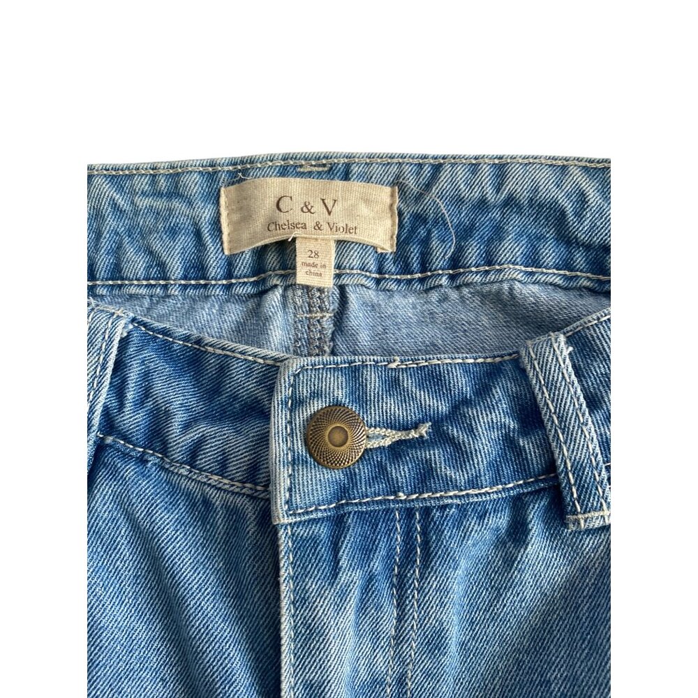 Chelsea & Violet High Rise Distressed Floral Embroidered Mom Jeans 28 Country - Picture 7 of 15